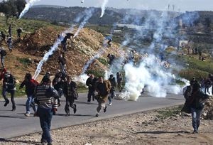 tear-gas-02.jpg
